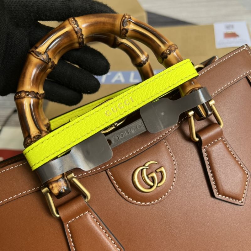 Gvc*1 tote bags